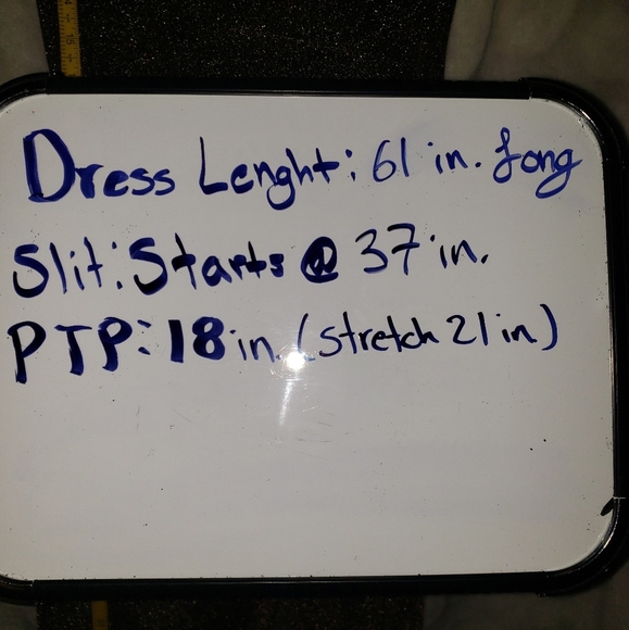 WINDSOR Sparkly Dress - Picture 11 of 12